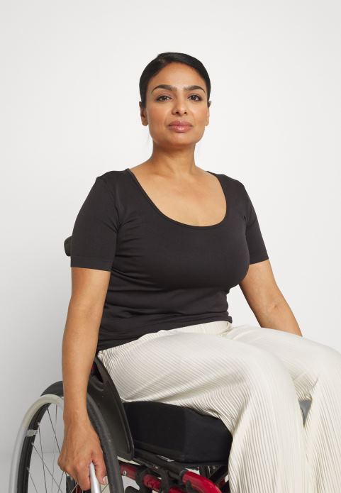 sievietes pamata t-krekls melns 2LHT374 Anna Field