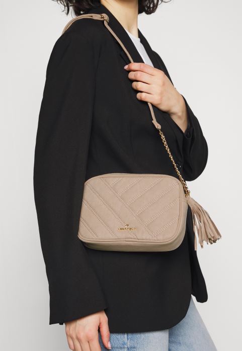 sievietes pāri ķermeņa somai rozā 2LHT2500 Anna Field