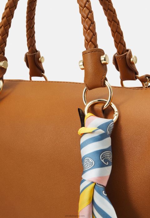 sievietes rokassomu konjaks 2LHT2311 Anna Field