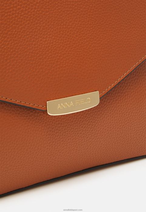 sievietes rokassomu konjaks 2LHT2336 Anna Field